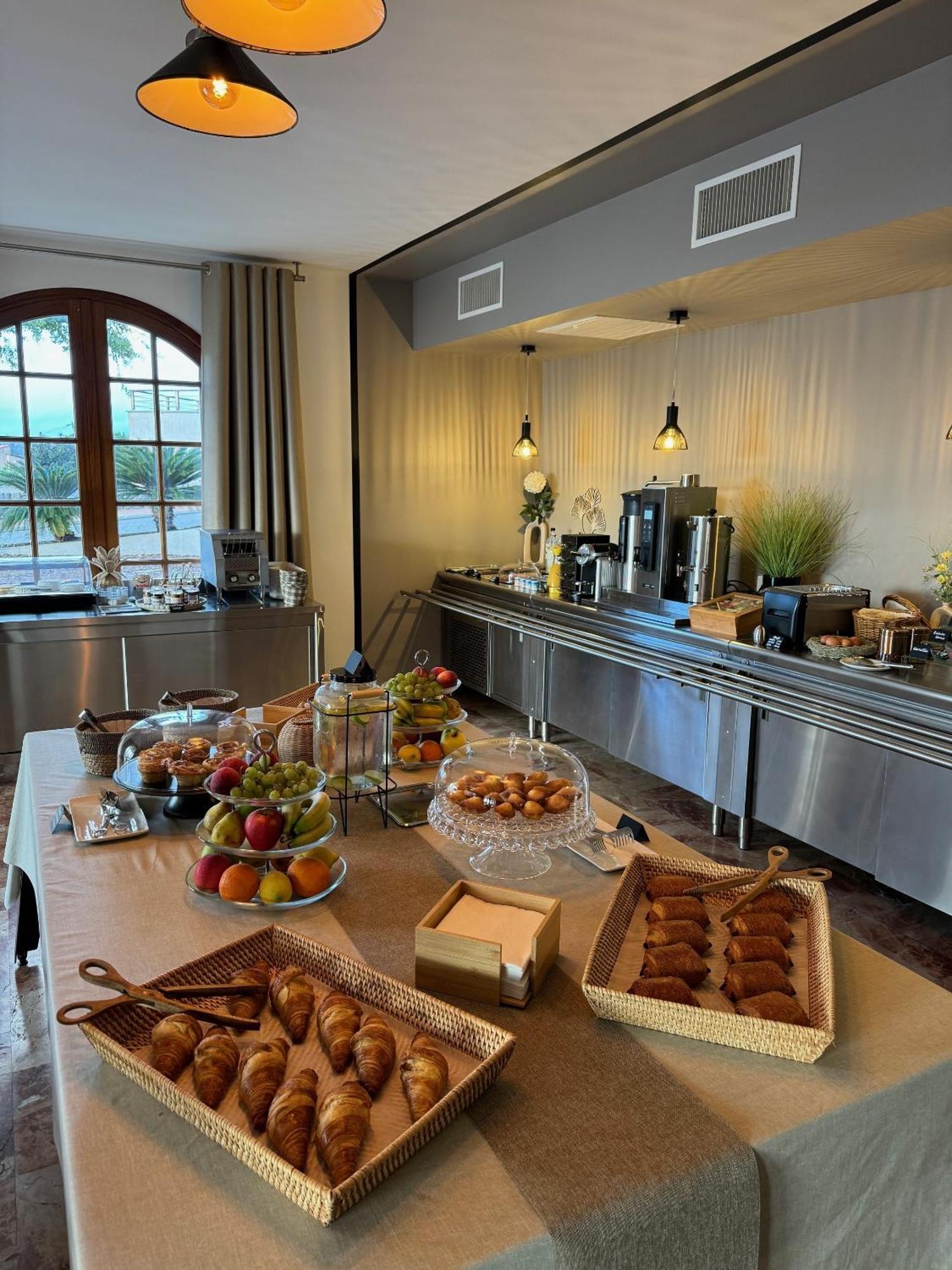 Aparthotel Kalliste Porticcio Apparthotel Golfe D Ajaccio Porticcio (Corsica)