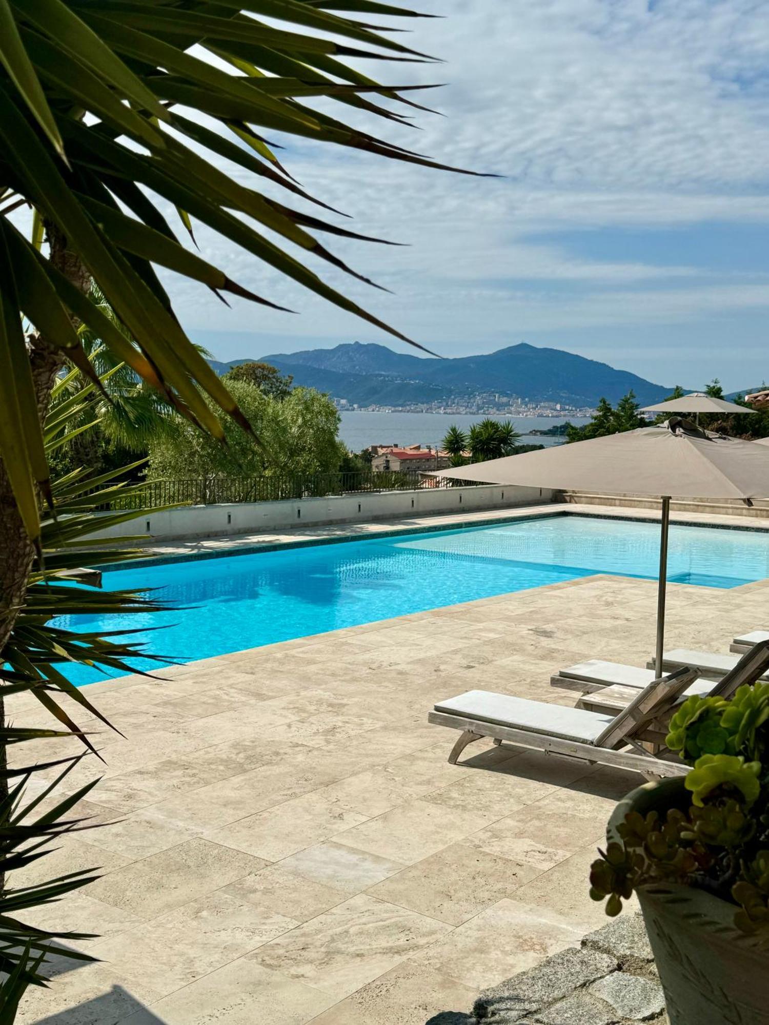 Kalliste Porticcio Apparthotel Golfe D Ajaccio